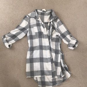 Black and white plaid button down top